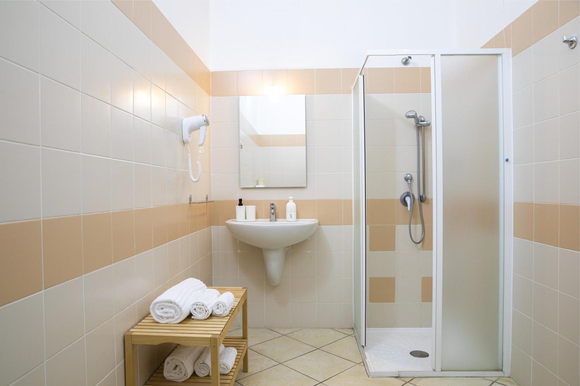 Muma Hostel SantʼAntìoco Eksteriør bilde